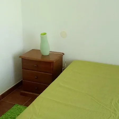 Friends And Family House בית נופש *